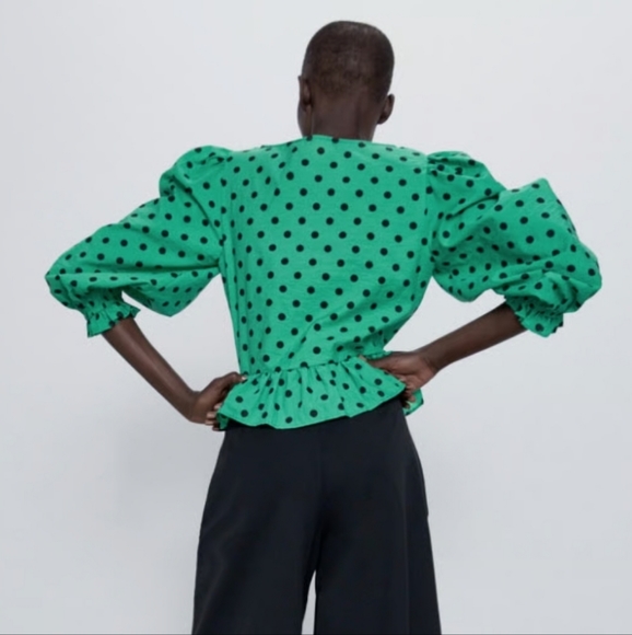🍁🆕️Zara XS Polkadot Peplum Blouse - Picture 5 of 10
